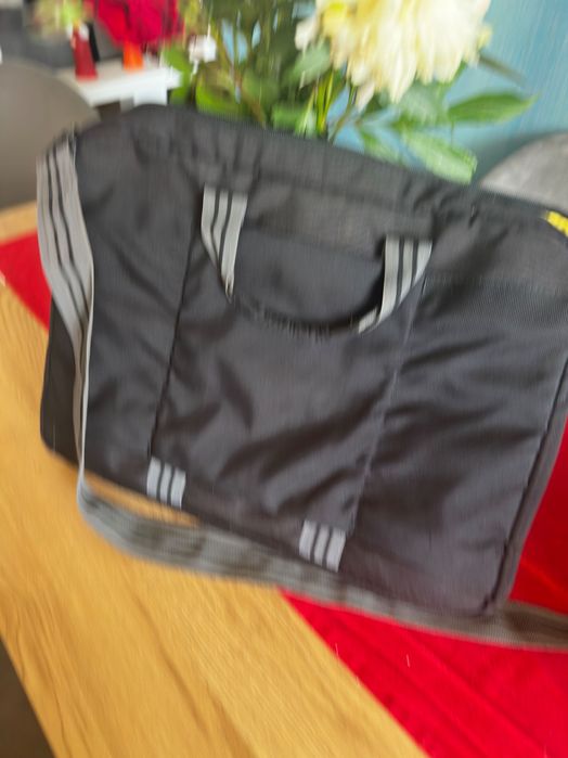 Geanta laptop Samsonite 17 , stare buna