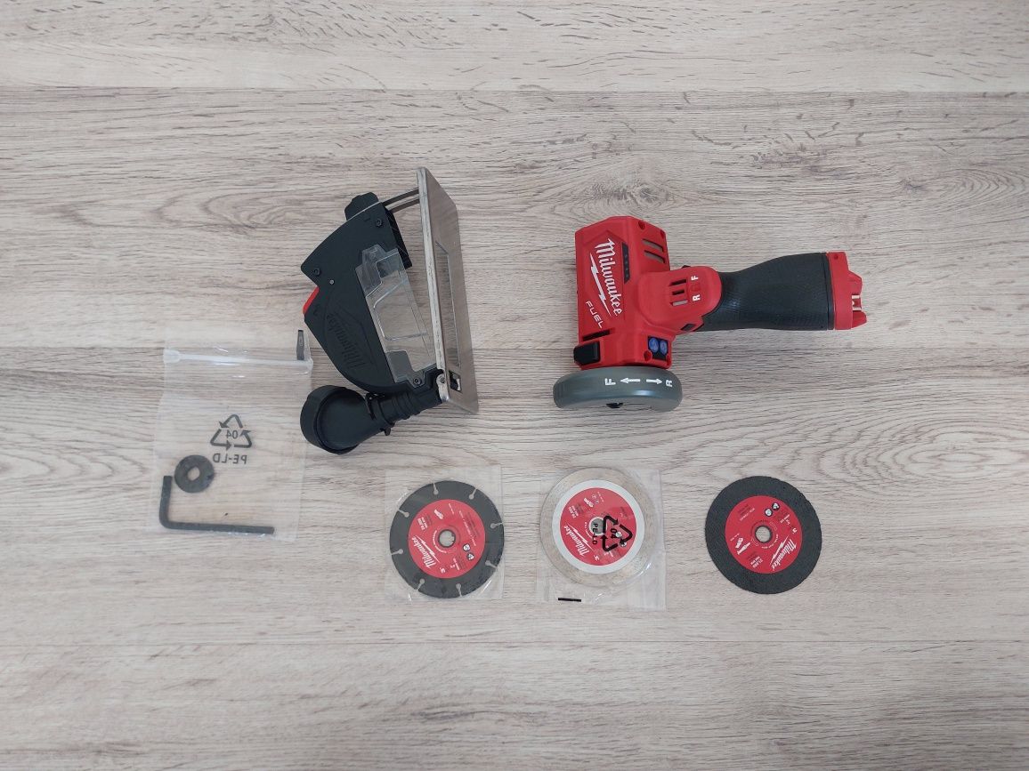 Flex mic milwaukee M12 FCOT, nou, model America