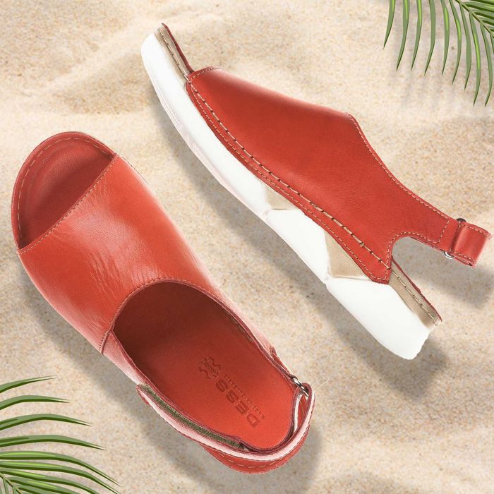 Нови размер 39 български 100% естествена кожа червени сандали