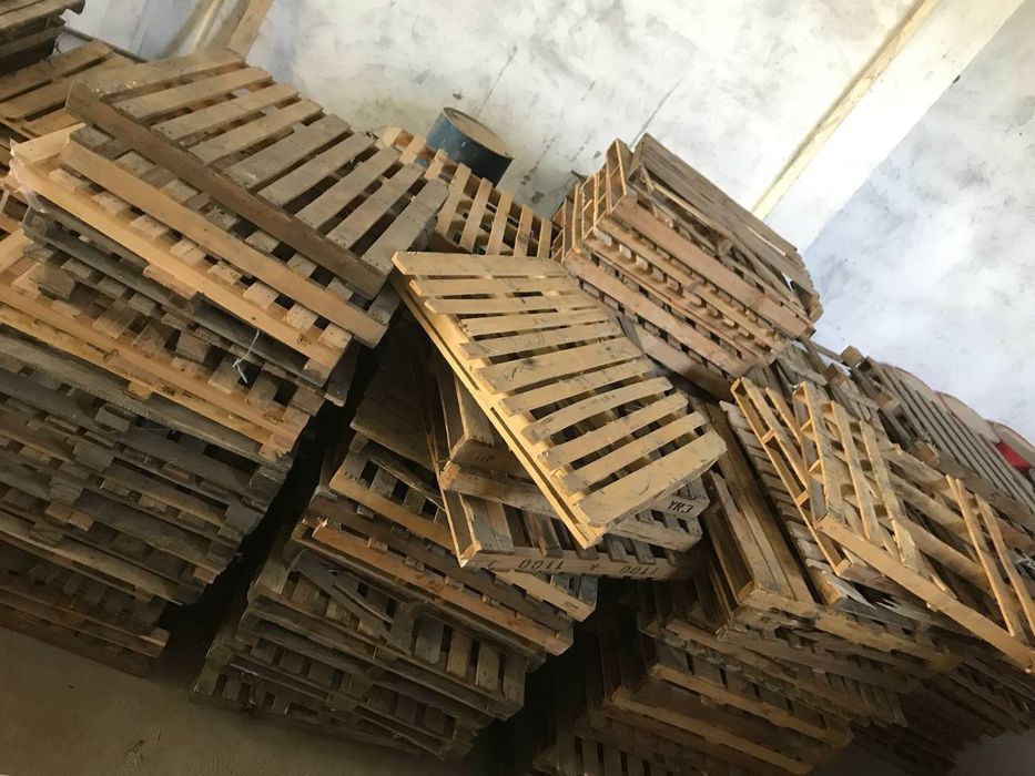 Паддон сотилади .