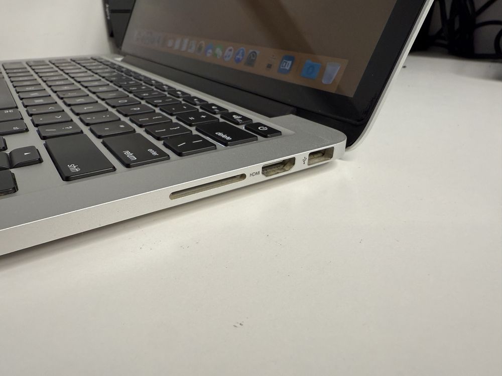 Macbook Pro 13 Retina 2014 i5 8gb 256gb