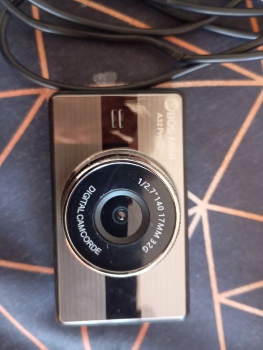 Продам видео регистратор б/у