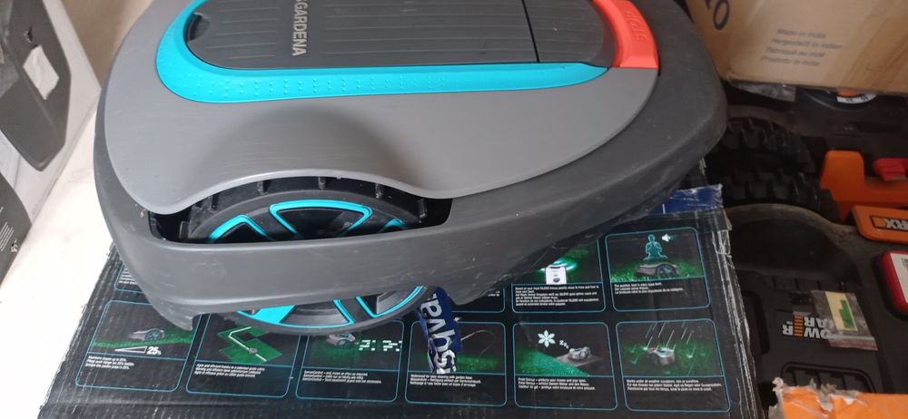 Robot de tuns gazonul Gardena