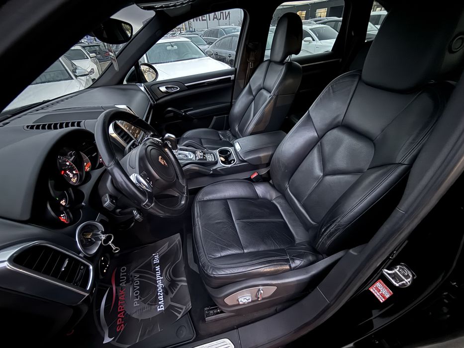 Porsche Cayenne 4.2TDI* 2014г* FULL MAX* 21* Топ Състояние* 230.000КМ*