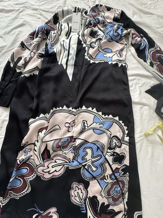 Rochie cu pliu in fata midi brand Reiss