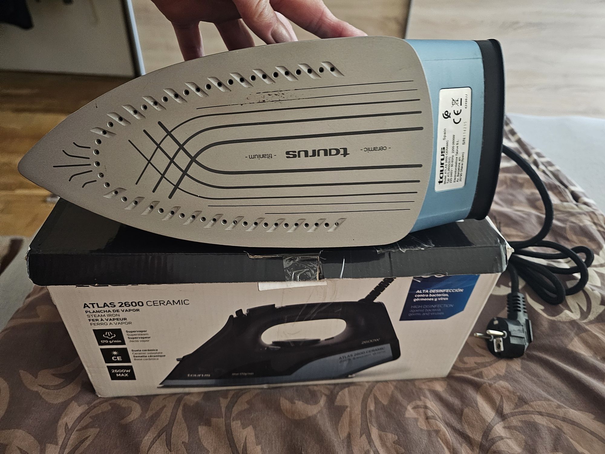 Ютия Taurus 2600w