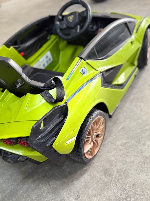Детска електическа кола Lamborghini Sean