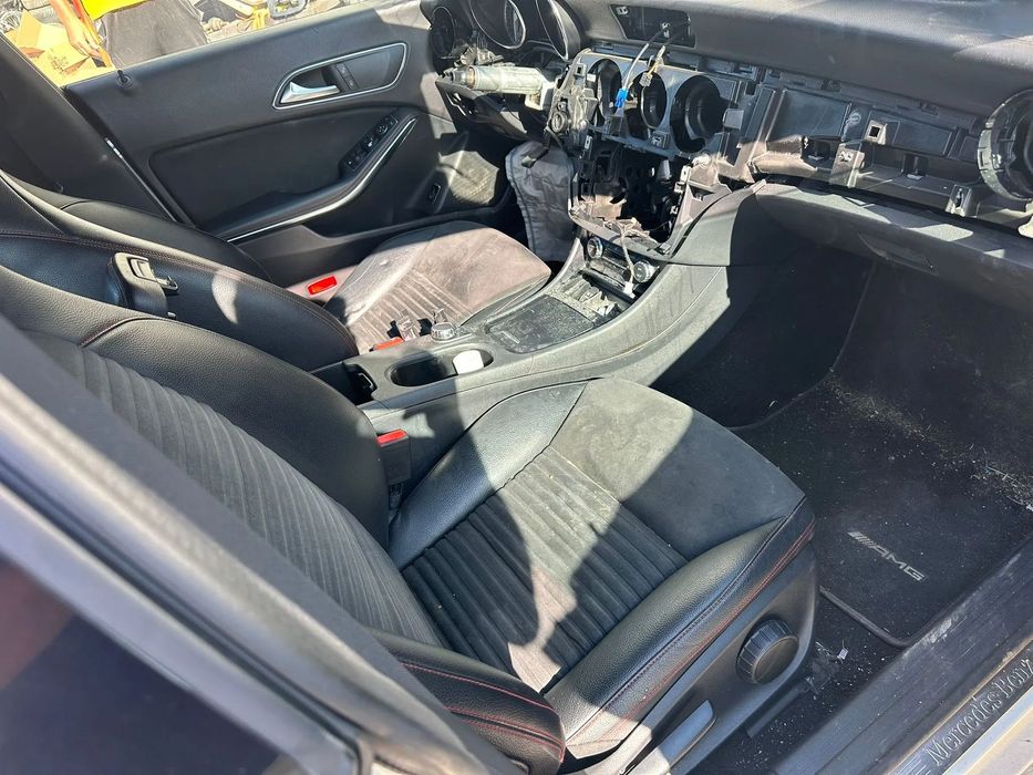 Dezmembrari Mercedes CLA 2.2 D / Pachet AMG