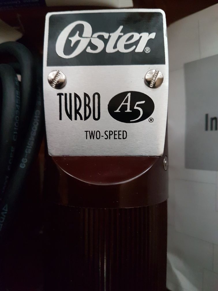 Mașină de tuns profesionala OSTER model A5 Golden Turbo made in SUA