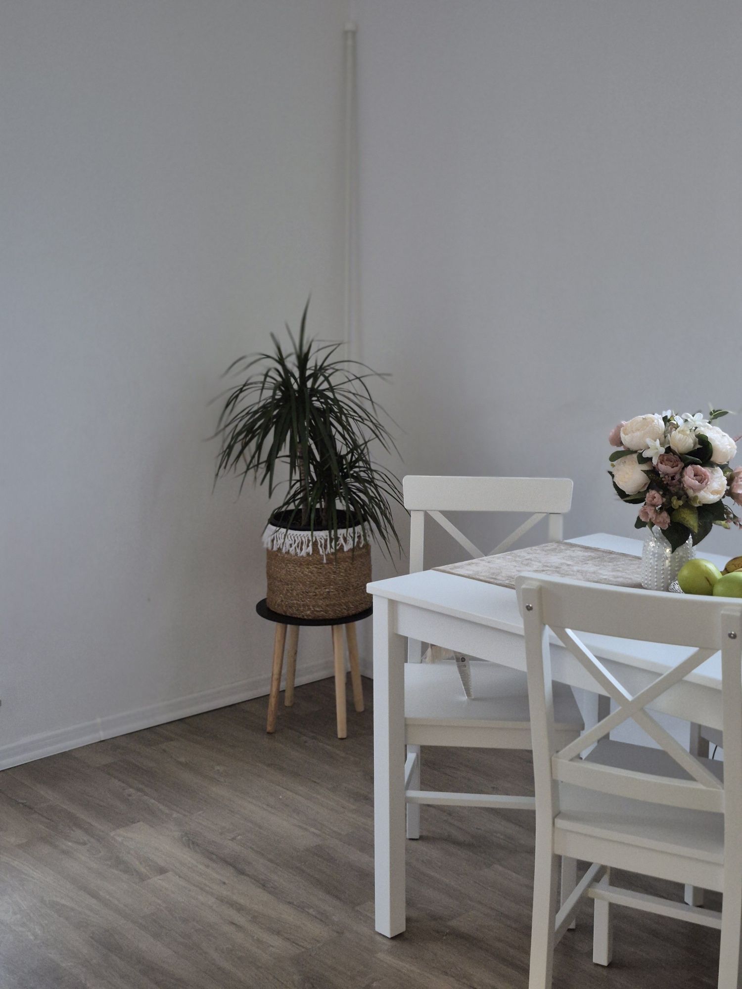 Inchiriez in regim hotelier apartament 2 camere Cosmopolis
