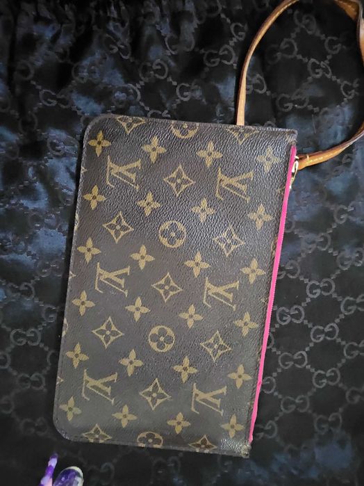Louis Vuitton чанти