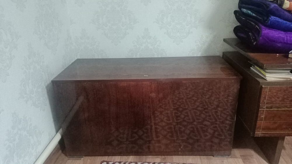 Продам сундук деревянный. Срочно!