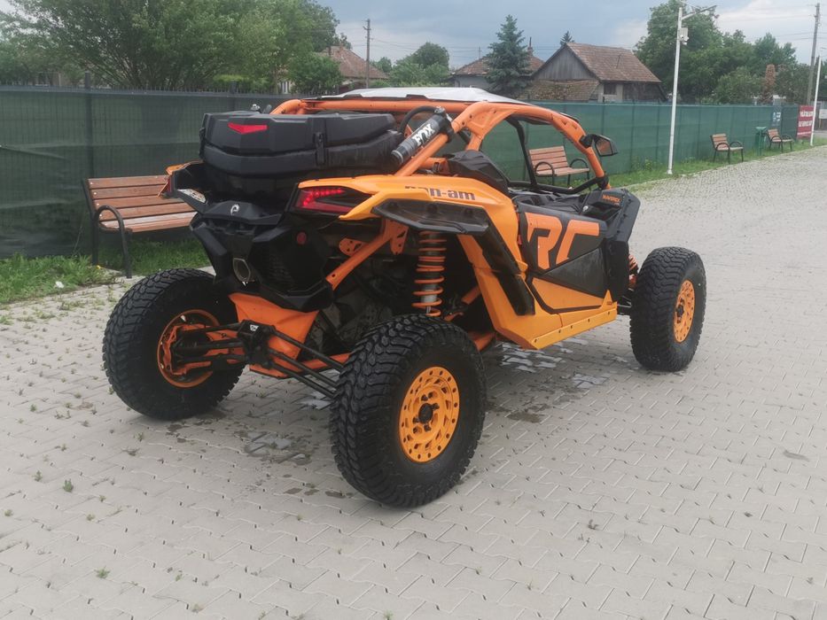 Vand can am maveric x3 rc