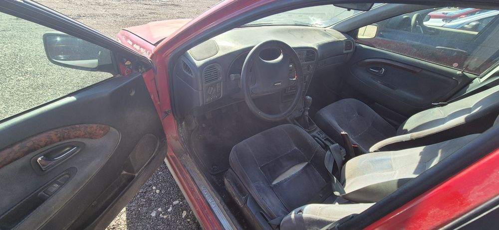 Волво С40 1.6 бензин 105 hp