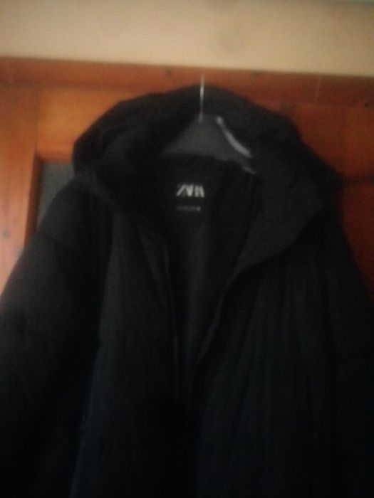 Geaca neagra de iarna