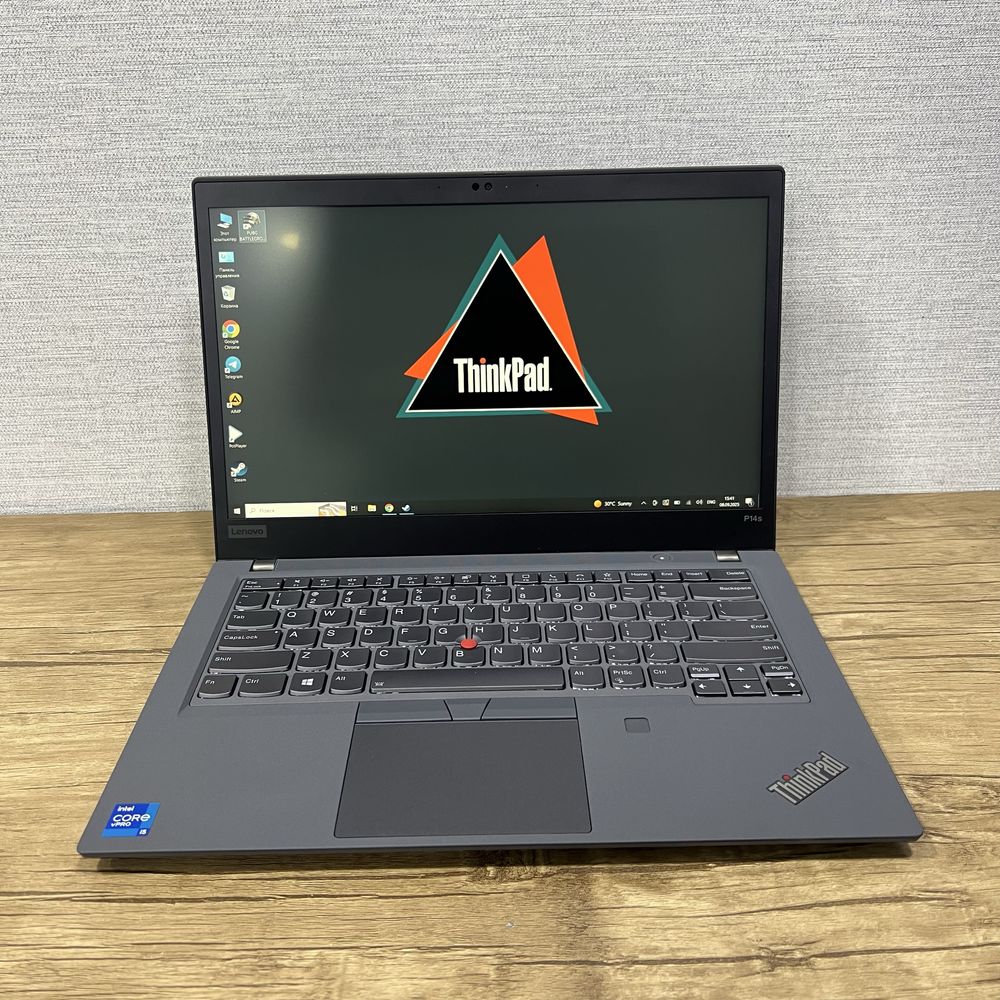 Сенсорный Lenovo Thinkpad с видеокартой для графических программ!