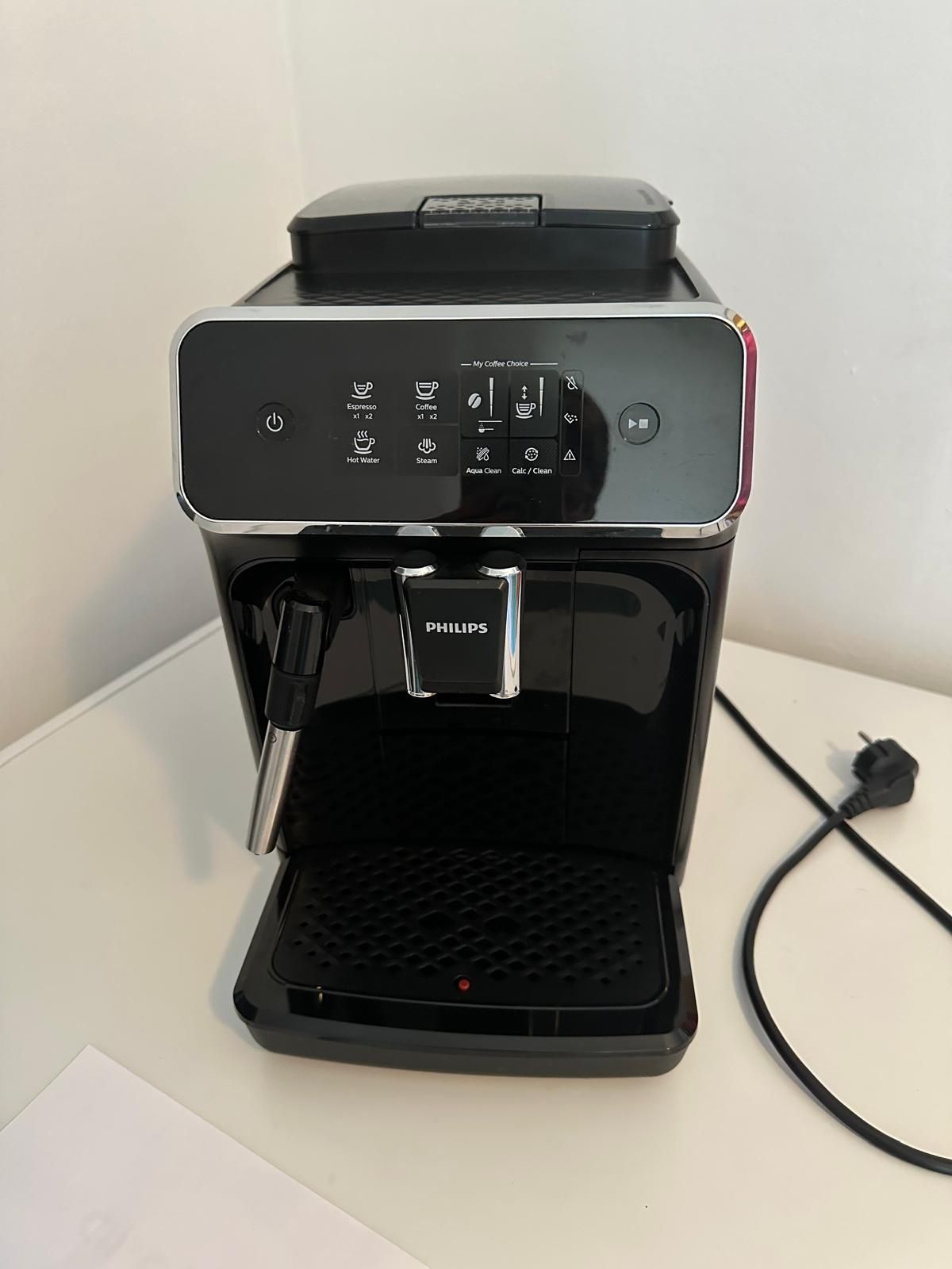 Espressor Automat Cafea Philips Seria 2200  in cutie cu garanție.