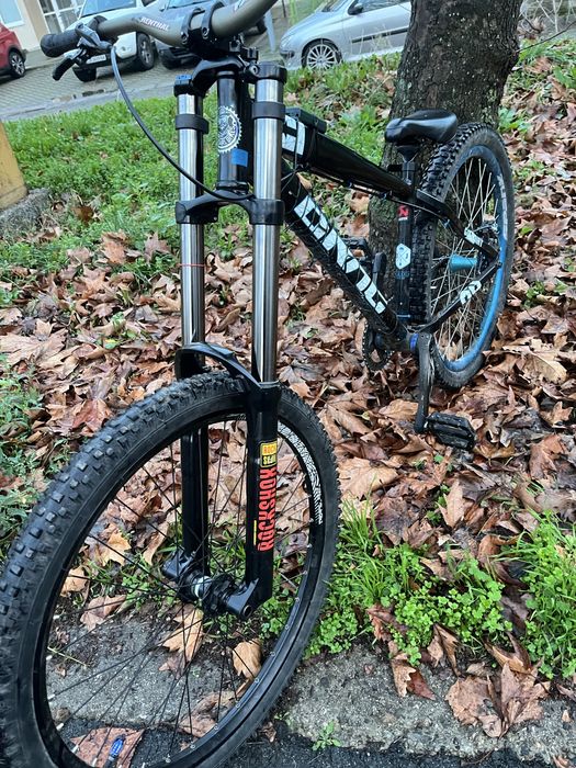 Вилка за колело rock shox domain 2017 27,5