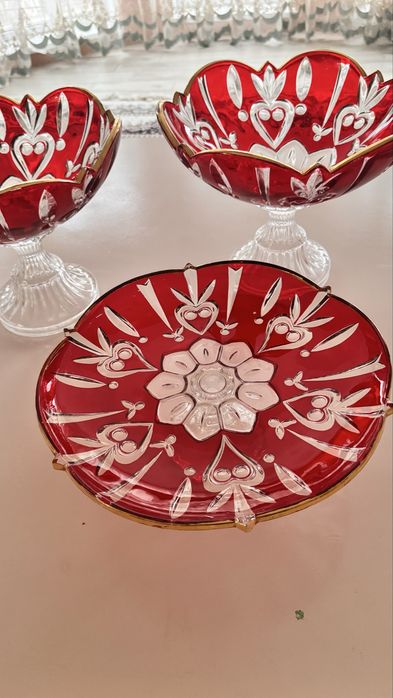 Вазы из богемского стекла. Б/у.  цена за комплект 25000т