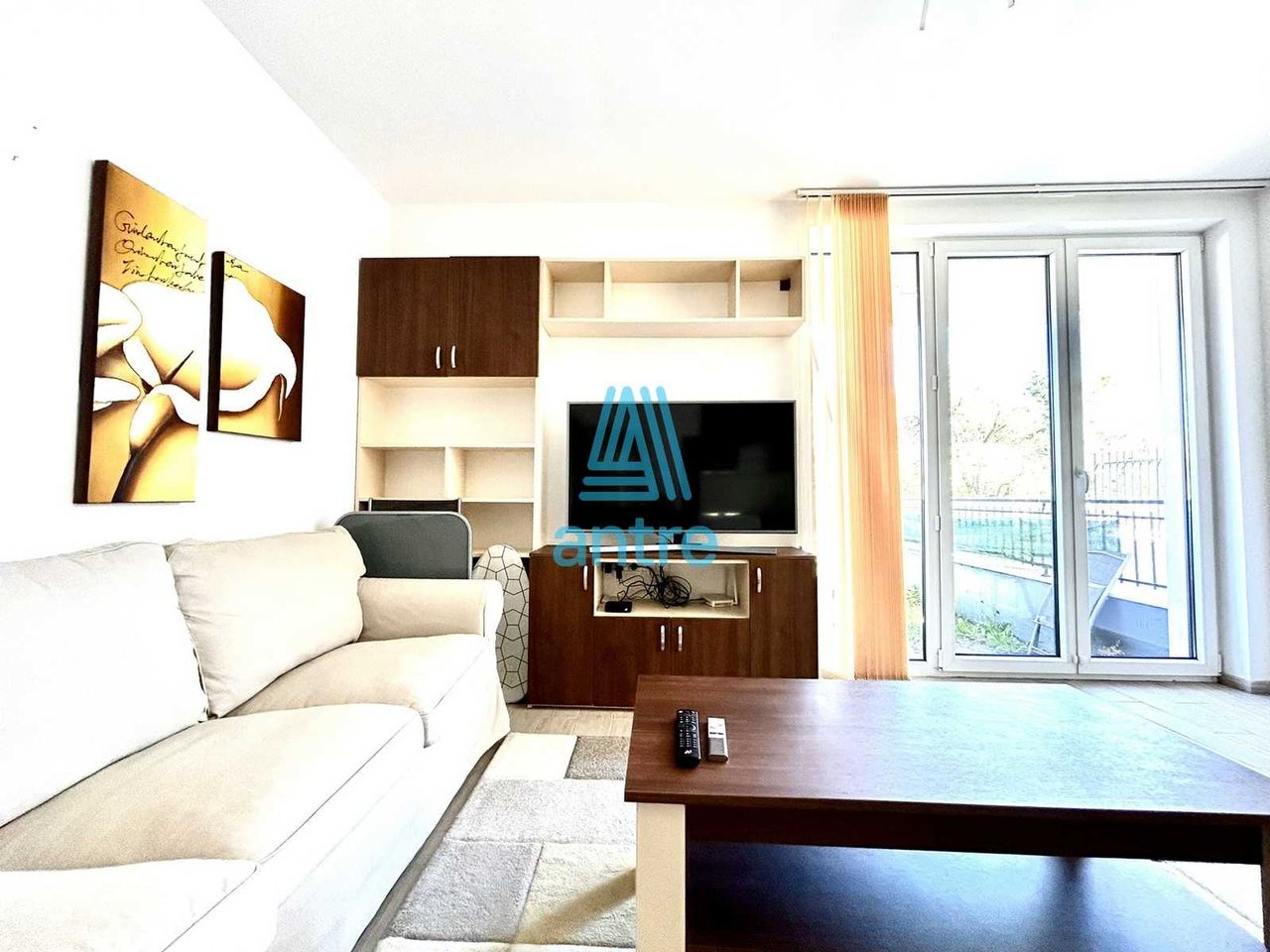 Продава се Двустаен апартамент в София, Бъкстон - 83 кв.м за 2049 €/кв.м - Снимка #2