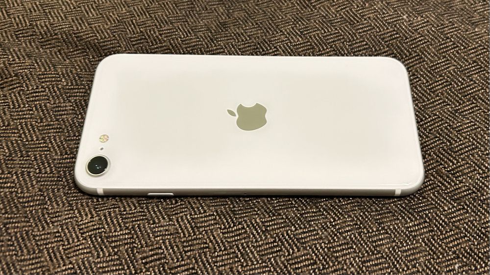 iPhone SE (2nd generation) 64гб