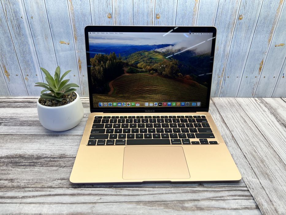 Apple MacBook Air 13,3 | M1 | 8GB | 256GB | 99% | 22 циклов