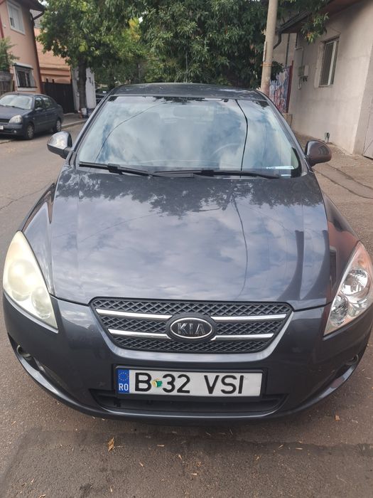 Vând Kia  Ceed primul proprietar
