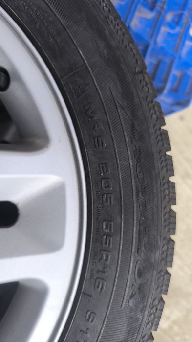 Jante aliaj pentru renault megan 2 + cauciucuri de iarnă