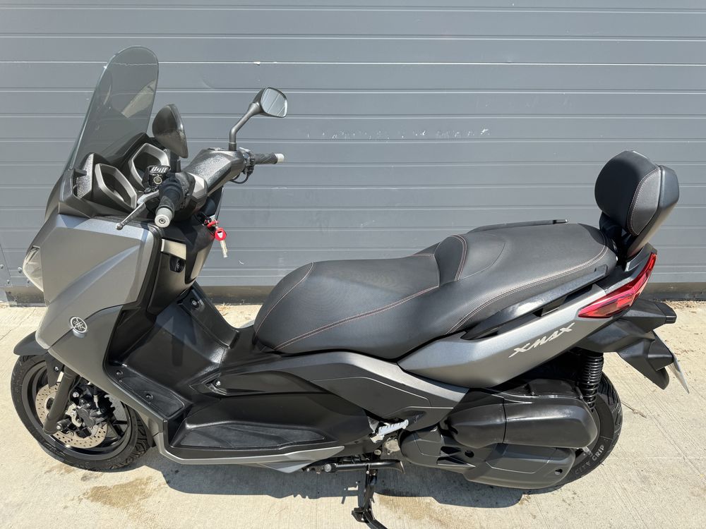 FunMoto vinde Yamaha XMax 125 permis Cat B