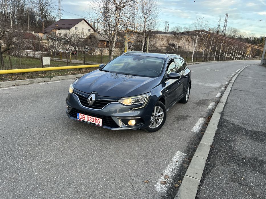Vand Renault Megane 1.5 diesel 2017 !