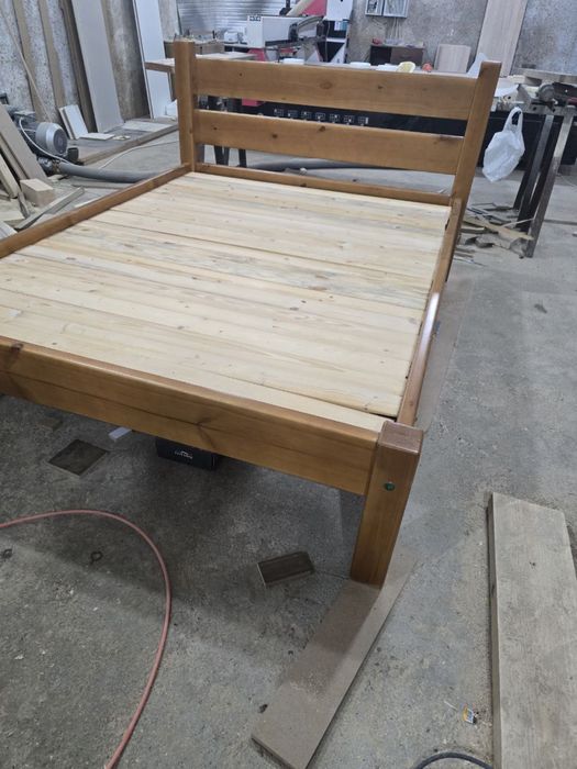 Srochno, taxtadan kravat sotiladi 1,5 spalni