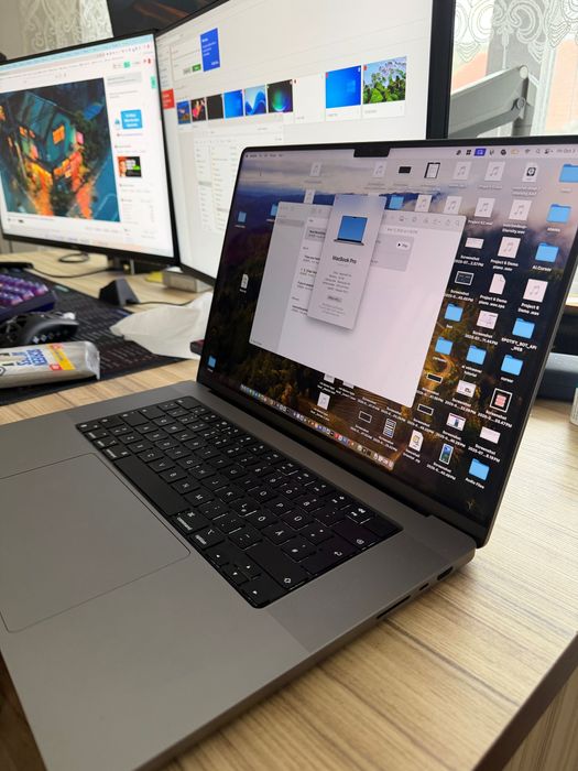 MacBook Pro M1 Pro  1TB 32 gb ram