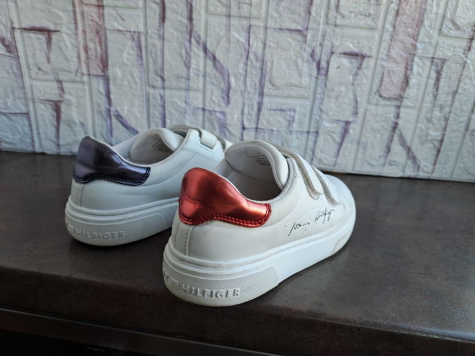 детски маратонки,кецове,спортни обувки,Tommy Hilfiger,ном,33за момче