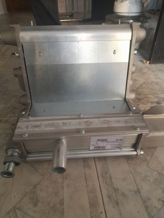 Scimbator de caldura