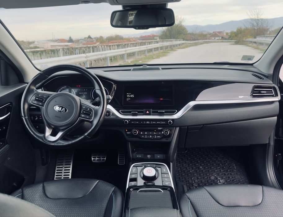 Kina Niro EV 2021 с гаранция към кия до 2028 г  64Кв  батерия 510км