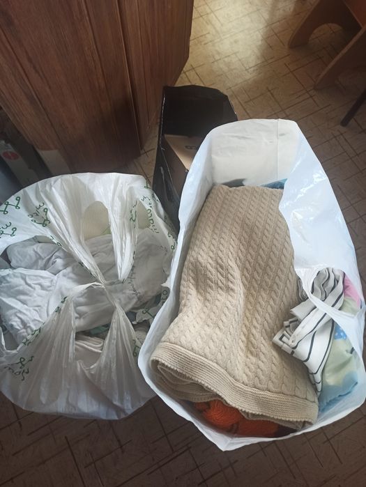 Детские вещи и обувь с рождения до 1,5 годада