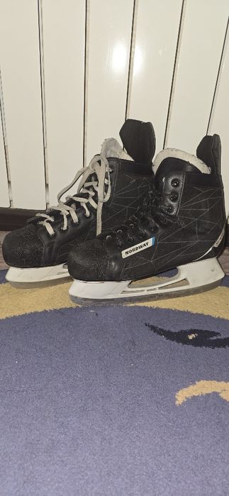 Продаю коньки не дорого