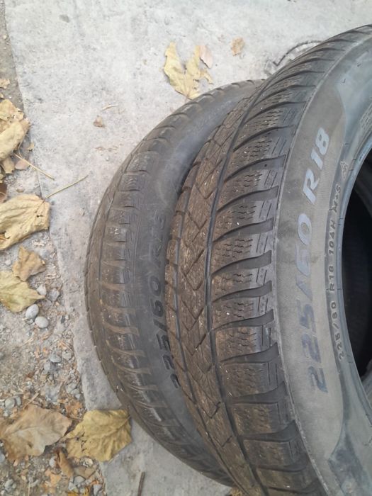 Продаю шины 2шт.
