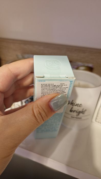 Fluid/ser hidratant ten Yves Rocher, nou, in termen