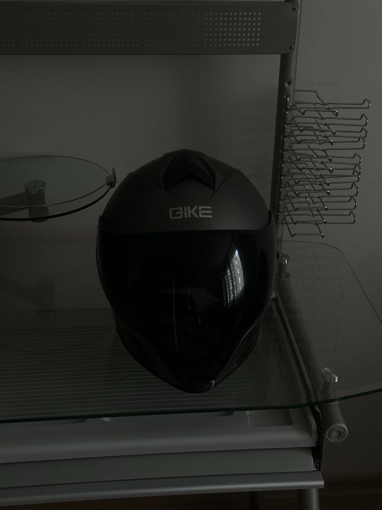 Продаю Шлем Qike FP02 в отличном состоянии