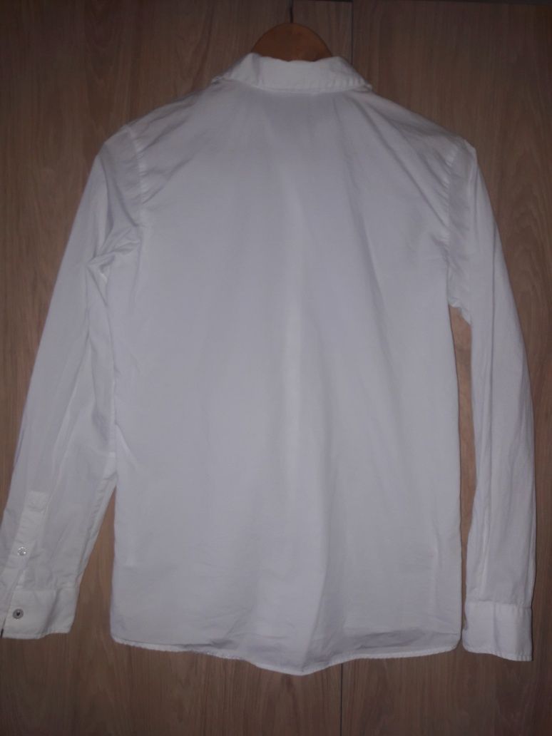Бяла риза 170см. 10лв.