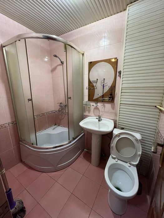 Чиланзар 2 квартал кирпичный дом