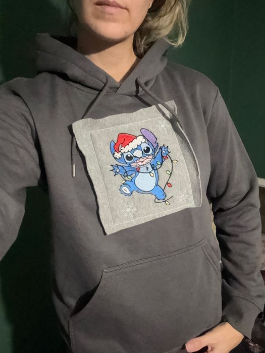 Суитчър с бродерия