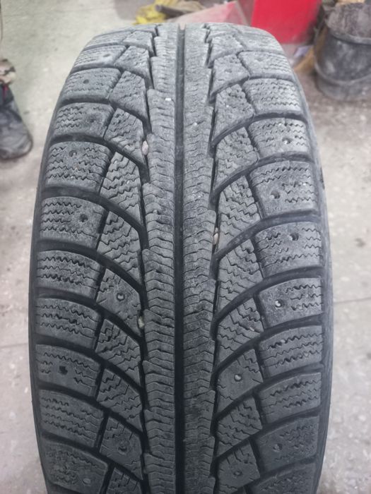 Продам резину на 15