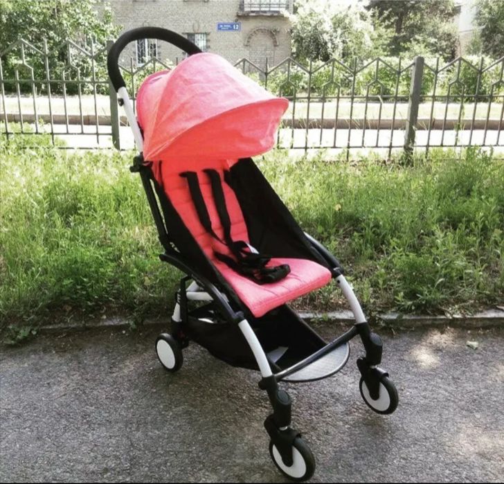 Коляска   детская  Yoya, подходит   подходит для  авиоперелетов.