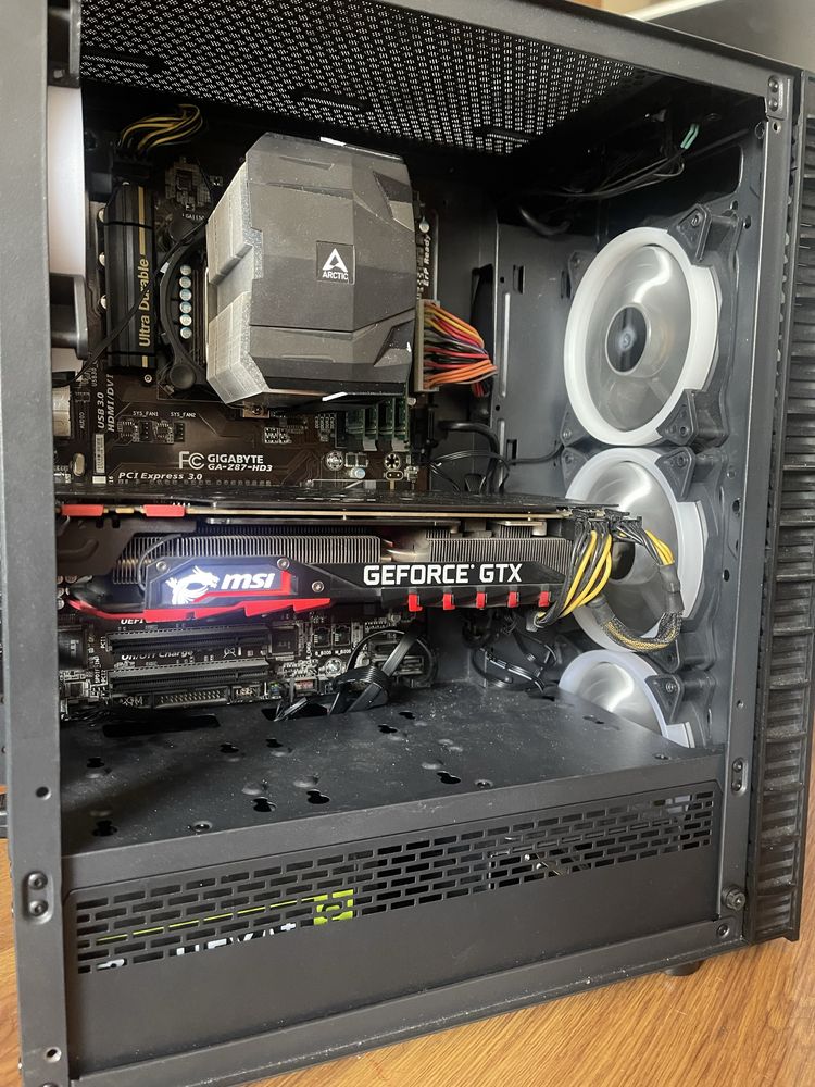 Геймърски компютър/ I7 4790K/32GB/GTX 1080TI 11GB/512GB SSD/1TB HDD