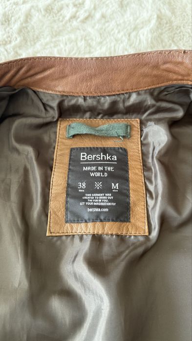 Jacheta din piele, Bershka 38/M