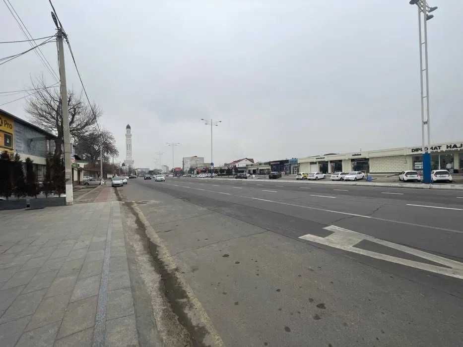 Продаётся здание - офис ресторан кафе магазин