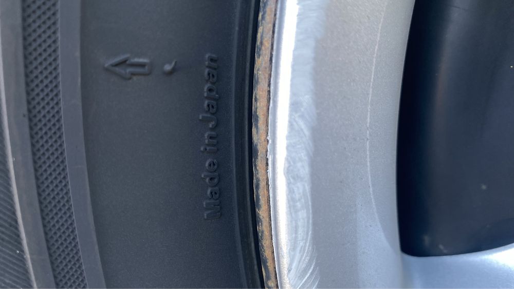 Зимние шины с дисками Bridgestone