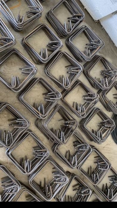 Etrieri si stalpi pentru casa gata legati!
Etrieri 20/20